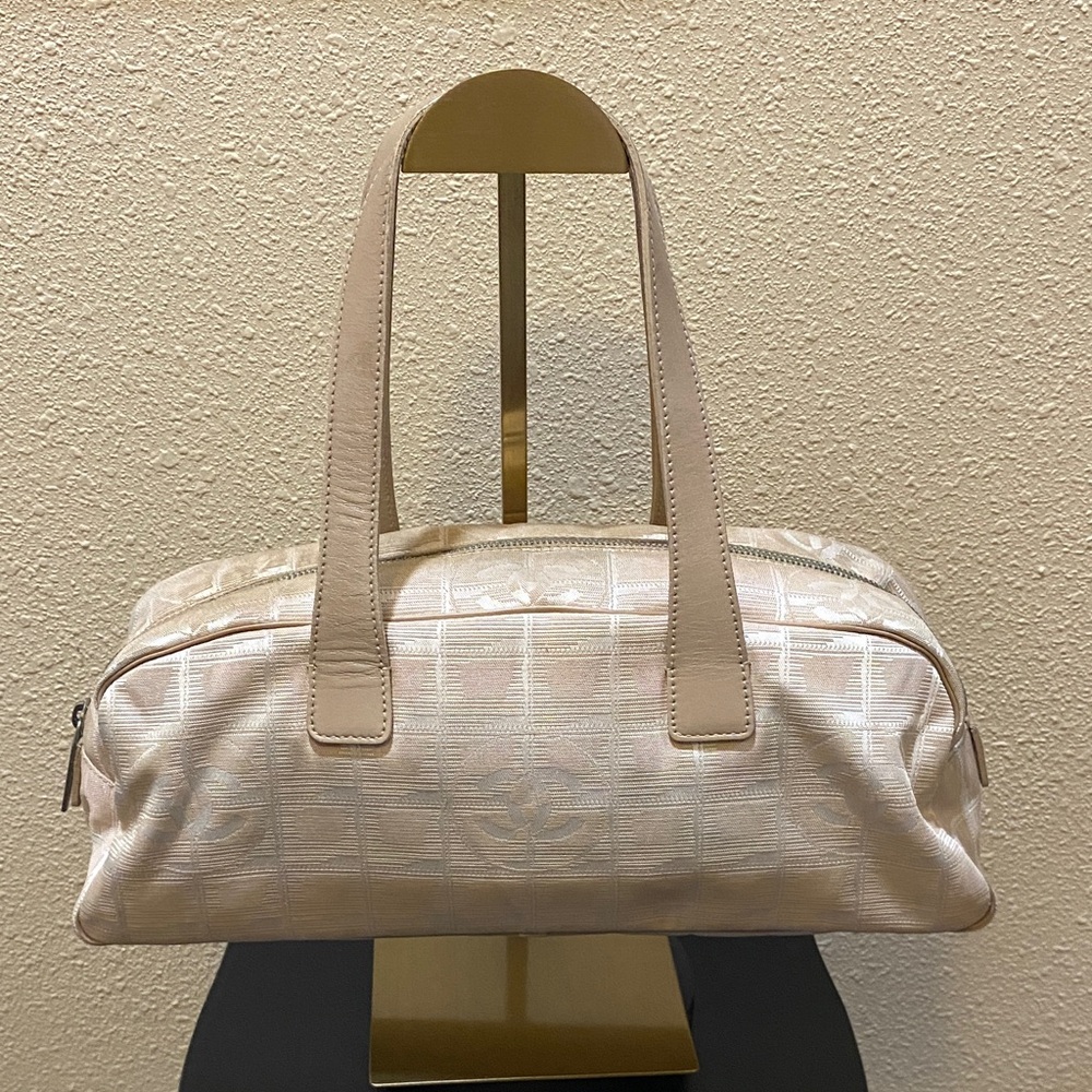 CHANEL Light Beige Tote Bag